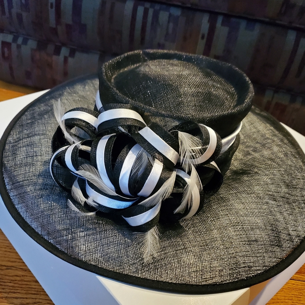 Church lady hat